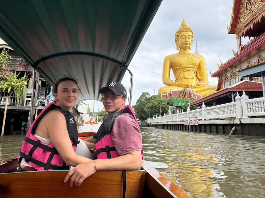 Bangkok Canal Small Teak Boat Full-Day Tour - Home-cooked lunch and small Thai treats