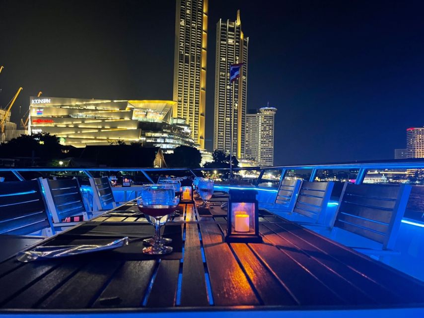 Bangkok: Chao Phraya River Buffet Dinner Cruise - Key points to know before you book