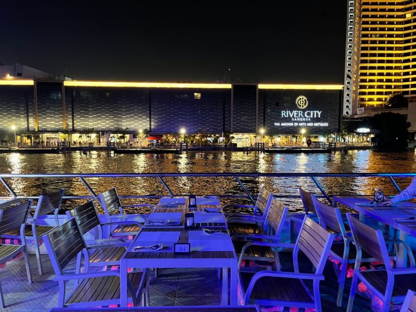 Bangkok: Chao Phraya River Buffet Dinner Cruise - How to make the evening go better