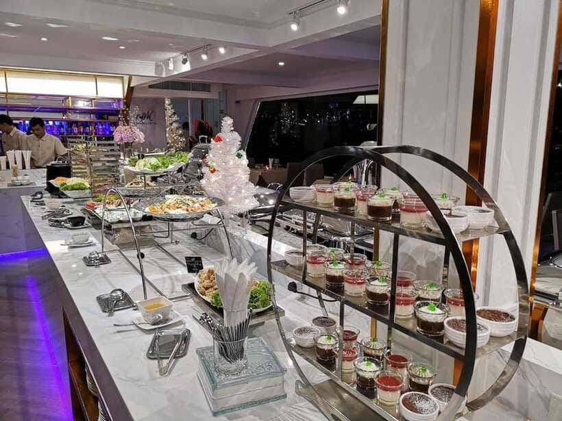Bangkok: Chao Phraya River Meridian Cruise with Buffet - What dinner is really like