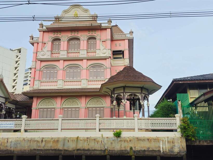 Bangkok Long Boat Canal a Big Buddha & Culture Markets Tour - Who will enjoy this canal tour most