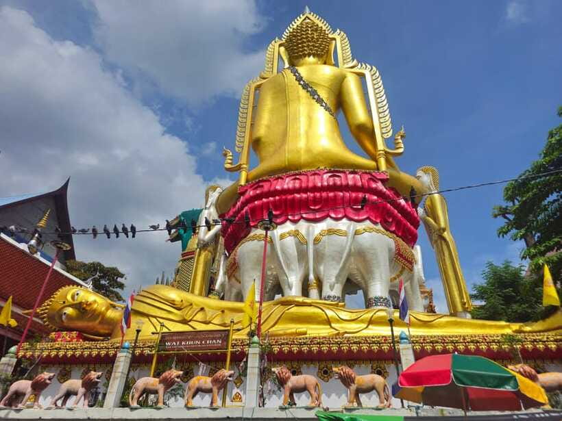 Bangkok Long Boat Canal a Big Buddha & Culture Markets Tour - Wat Paknam and the large Buddha view