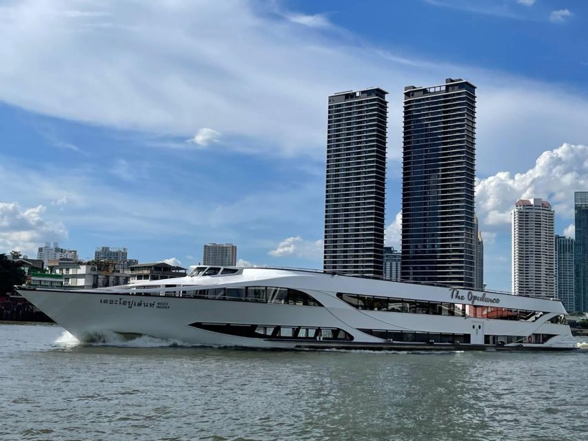 Bangkok: Opulence Luxury Chao Phraya Dinner Cruise - Starting at Icon Siam with a little pier-side patience
