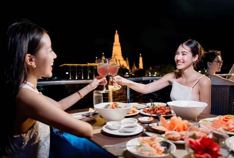Bangkok: Opulence Luxury River Dinner Cruise with Live Band - The 20:15 departure and first views of Bangkok
