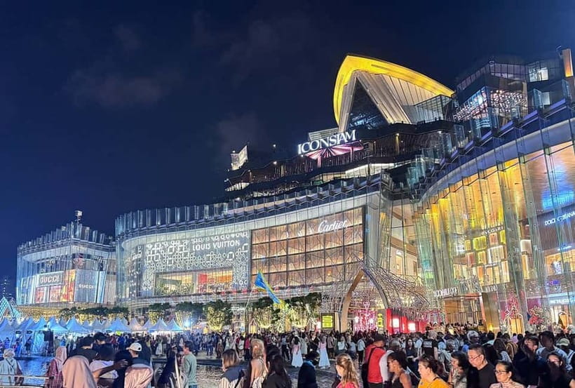 Bangkok: Opulence Luxury River Dinner Cruise with Live Band - Three decks, three ways to enjoy the evening
