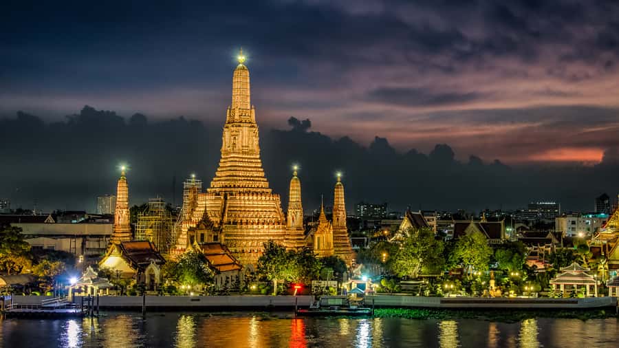 Bangkok: Private Family Tour to Safari & River Dinner Cruise - Marine Park shows and family entertainment