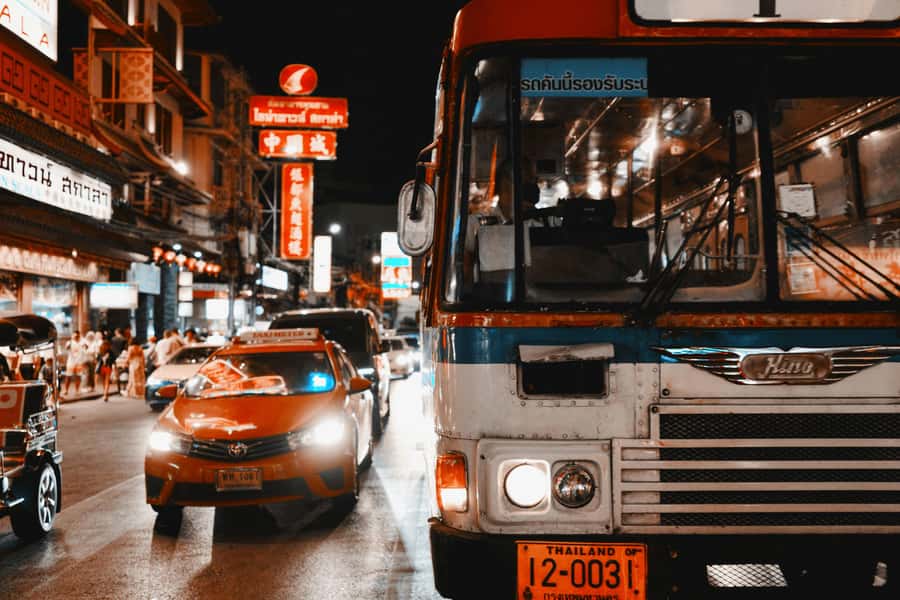 Bangkok: Private Tuk-Tuk Night Tour, River Boat & Eats - Final verdict: book it for variety, not depth