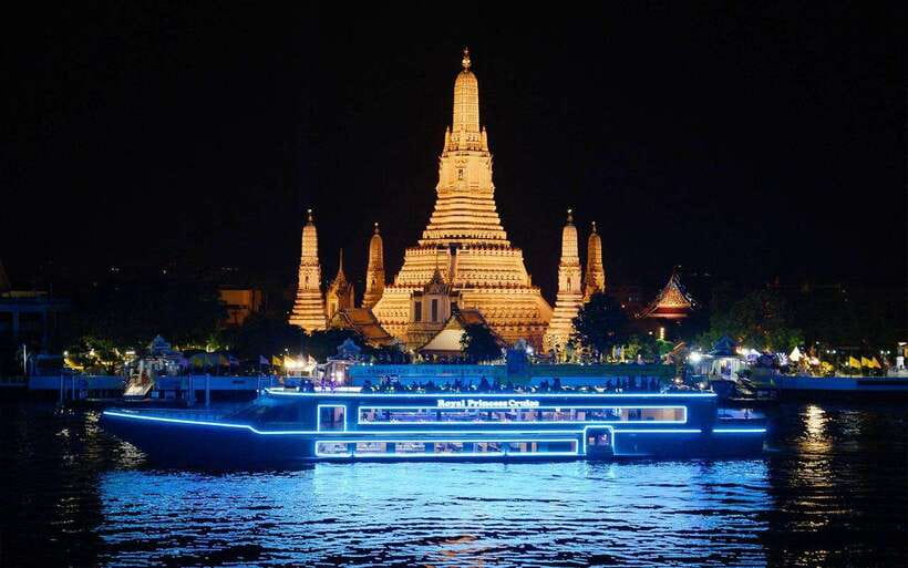 Bangkok: Royal Princess River Dinner Cruise with Live Music - What the Royal Princess Cruise is really like