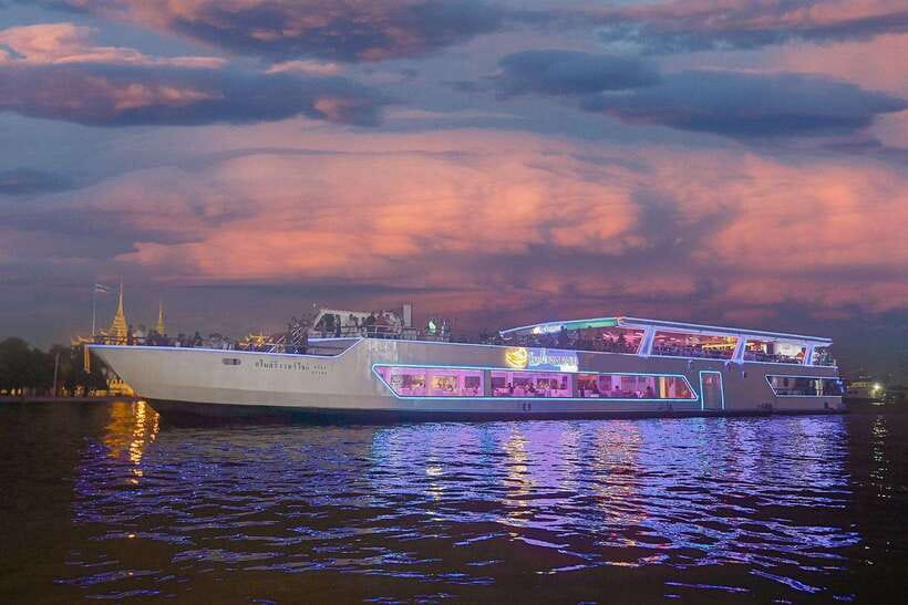 Bangkok: Smile Riverside Dinner Cruise - Key Points Before You Book
