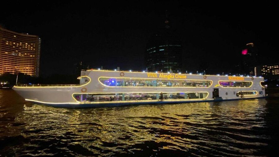 Bangkok: Viva Alangka Chao Phraya Dinner Cruise - Bangkok Noi and the final stretch