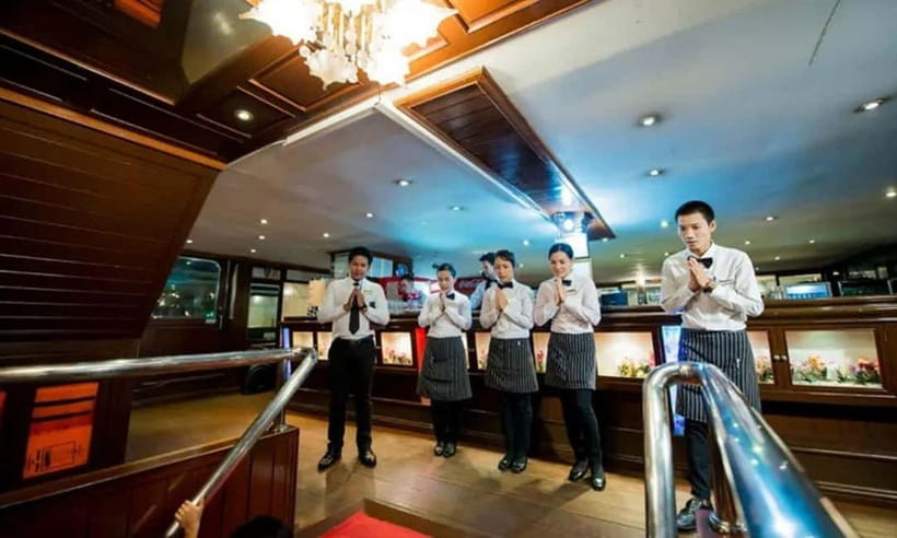 Bangkok: White Orchid Chao Phraya Cruise, Thai Buffet & Beer - What the White Magnolia cruise is really like