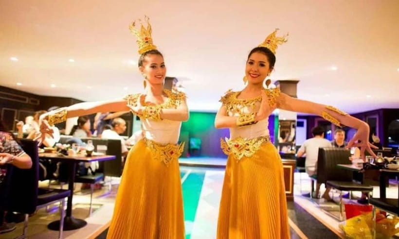 Bangkok: White Orchid Chao Phraya Cruise, Thai Buffet & Beer - Thai dance, live music, and the 19:00 cabaret