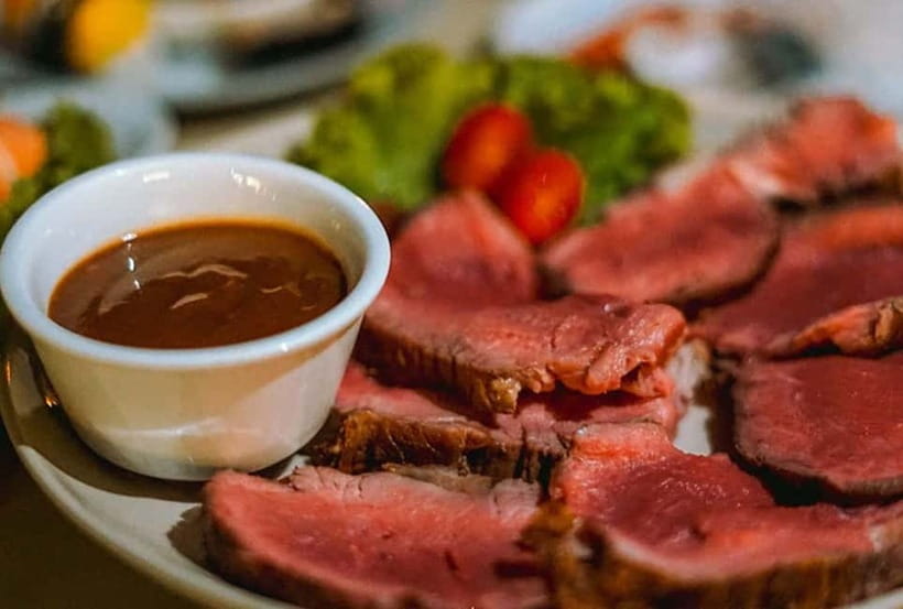 Bangkok: White Orchid Chao Phraya Dinner Cruise free Beer - Who will enjoy this cruise most