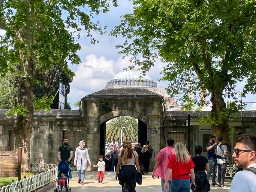 Basilica Cistern, Hagia Sophia & Bosphorus Cruise Tickets - Audio guides, emails, and the small details