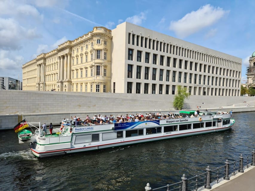 Berlin: 3.5-Hour Sightseeing Cruise on the Spree River - Starting at Lindenufer in Spandau