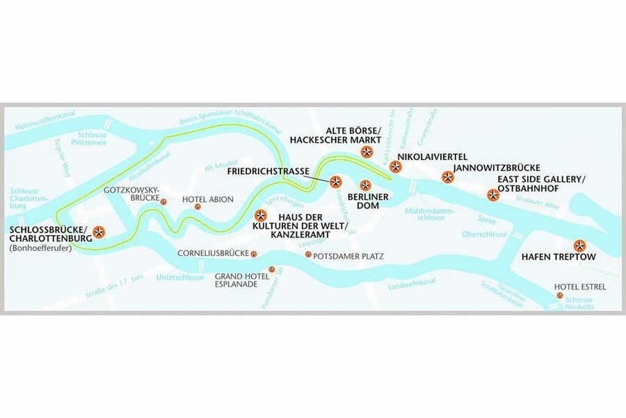 Berlin: Boat Tour Along the River Spree - The government quarter comes first