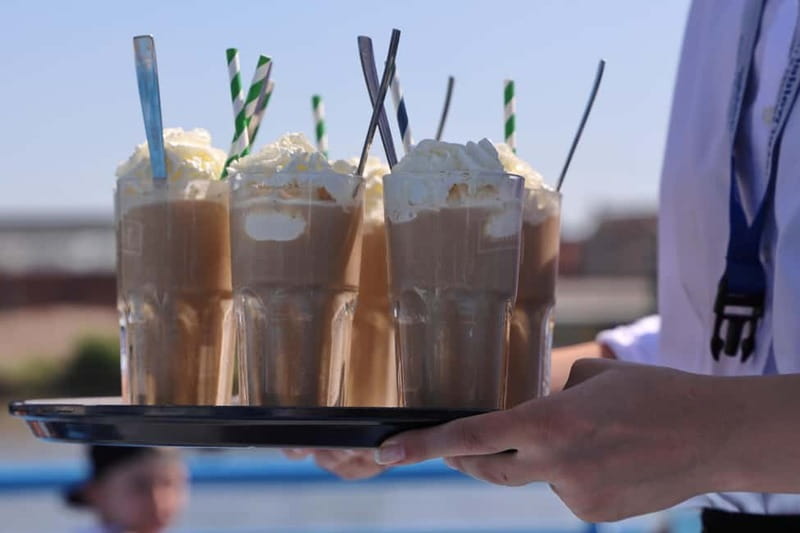 Berlin: East Side Gallery Spree Cruise in a Solar Catamaran - What the solar catamaran changes