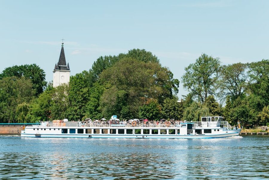 Berlin: Spree Boat Tour to Müggelsee - Is $25 a fair price?