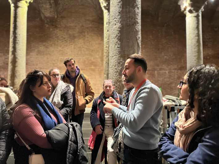Best of Istanbul in 1 Day: Guided Tour with Bosphorus Cruise - Blue Mosque: architecture with an active religious life