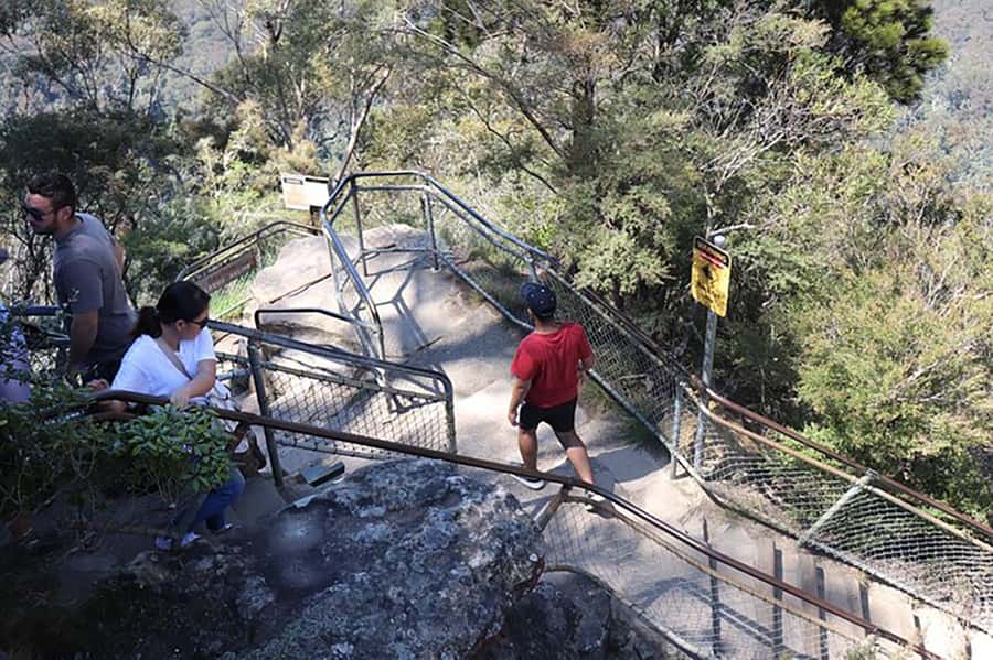 Blue Mountains: Private Tour with Wildlife and River Cruise - Pickup, transport, and the final wharf drop-off