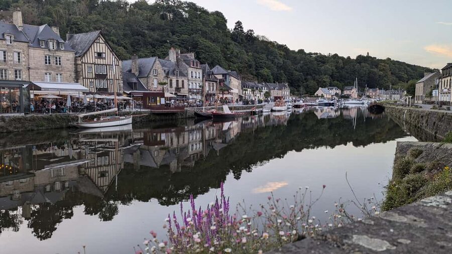 Boat ride on the Canal de la Rance - Canal history, locks, and changing waterways