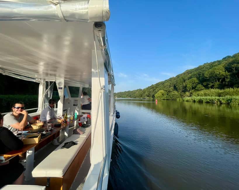 Boat ride on the Canal de la Rance - Starting at Rance Evasion and the Écluse du Châtelier