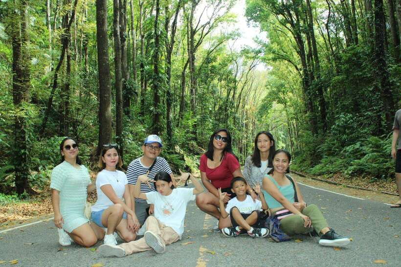 Bohol: Chocolate Hills, Loboc River Cruise, and Buffet Lunch - Meeting Bohol’s Tiny Tarsiers