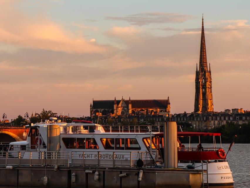 Bordeaux: Garonne River Yacht Cruise with Brunch - The brunch: seasonal, broad, and easy to enjoy