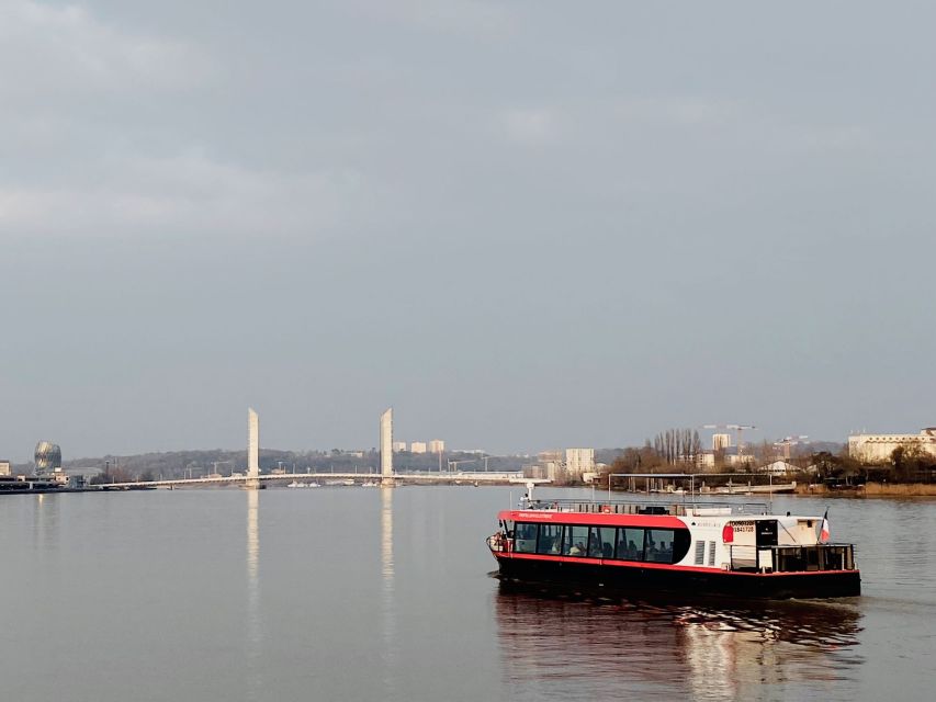 Bordeaux: River Cruise with Commentary, Wine and Canelé - The wider view at Pont d’Aquitaine