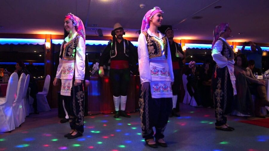 Bosphorus: Dinner Cruise with Live Performances Experience - Timing, comfort, and access