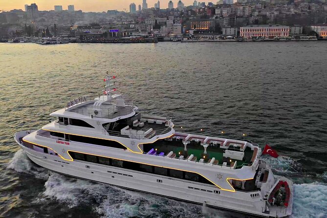 Bosphorus Dinner Cruise with Show and Private Table - A show built for a dinner crowd
