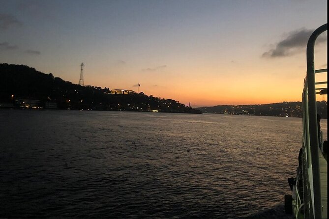 Bosphorus Explorer: 3-Hour Cruise with Asian Side Visit - Küçüksu Pavilion and Bebek’s Ottoman Shore