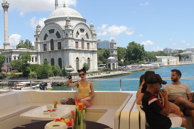 Bosphorus Luxury Lunch Cruise & Black Sea Swimming Experience - What the Black Sea swimming promise really means