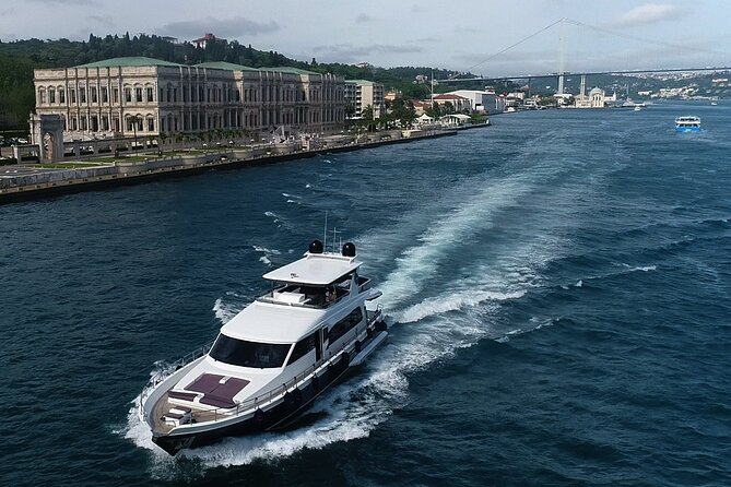 Bosphorus Yacht Cruise with Stopover on the Asian Side - (Morning or Afternoon) - The European Shore: Mosques, Palaces, and Bridges