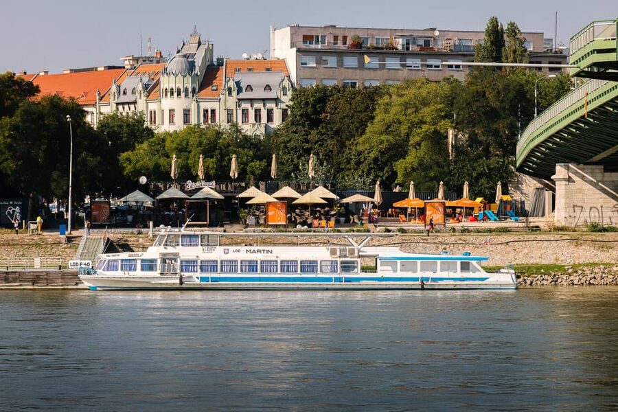 Bratislava - Hainburg - Bratislava: Cruise on the Danube - How to use the five-hour break