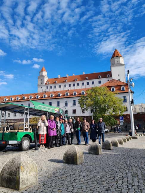 Bratislava: Hop-On Hop-Off Full Day+River Cruise & UFO tower - Bratislava Castle: the city’s big viewpoint