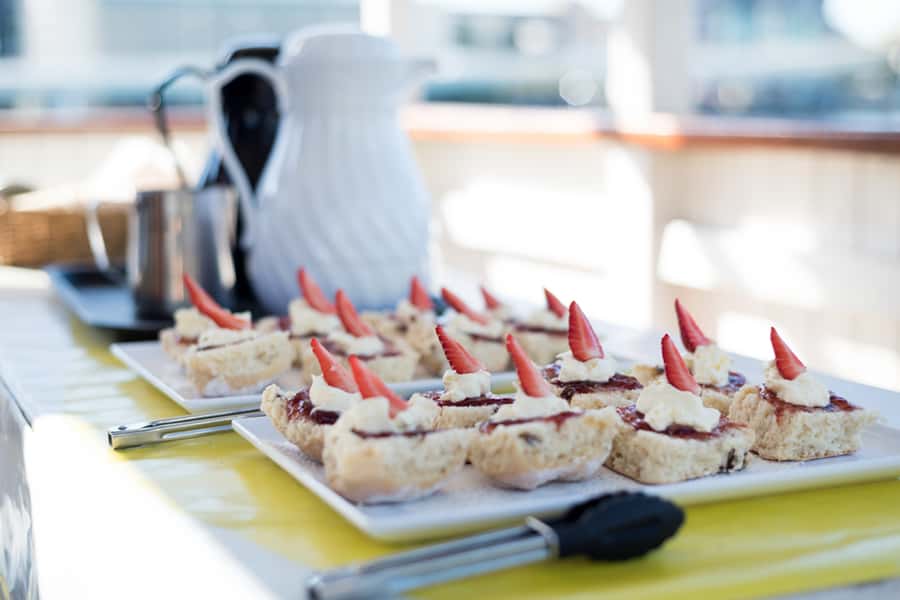 Brisbane: Morning Sightseeing Cruise: 10:30am-12pm (90min) - Boarding at South Bank’s Cultural Centre Pontoon