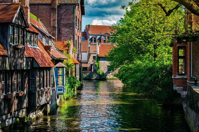 Bruges Guided or Audio Trip with Canal Cruise Option from Paris - The Béguinage and Minnewater Lake