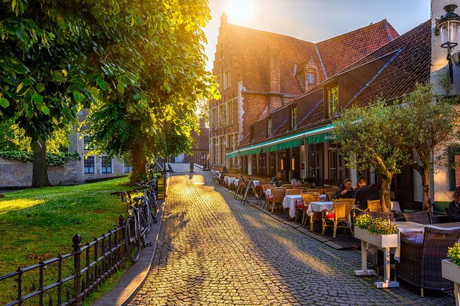 Bruges Tour with Canal Cruise from Zeebrugge Cruise Port - How much walking and waiting should you expect?