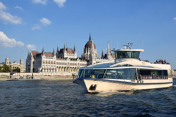 Budapest Danube Cruise with Drink, Audio Guide, Margaret Island - Boarding at Jane Haining rkp. 7