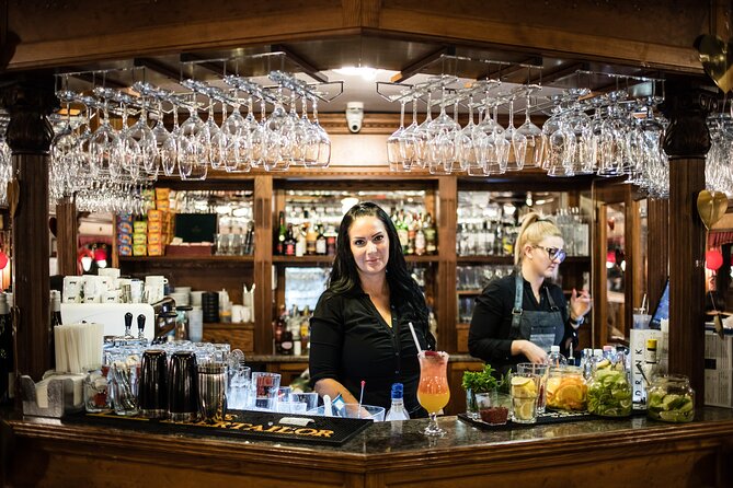Budapest Evening Cruise with Entertainment and Drink Options - Live music, dancing, and the onboard atmosphere