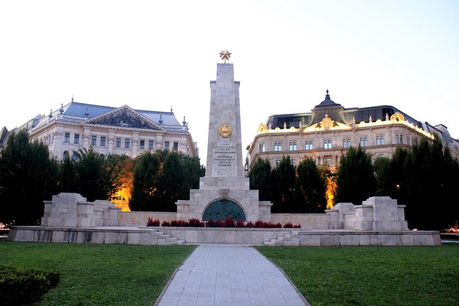 Budapest: Night Walking Tour with Danube River Cruise - Starting at the Opera House on Andrassy Avenue