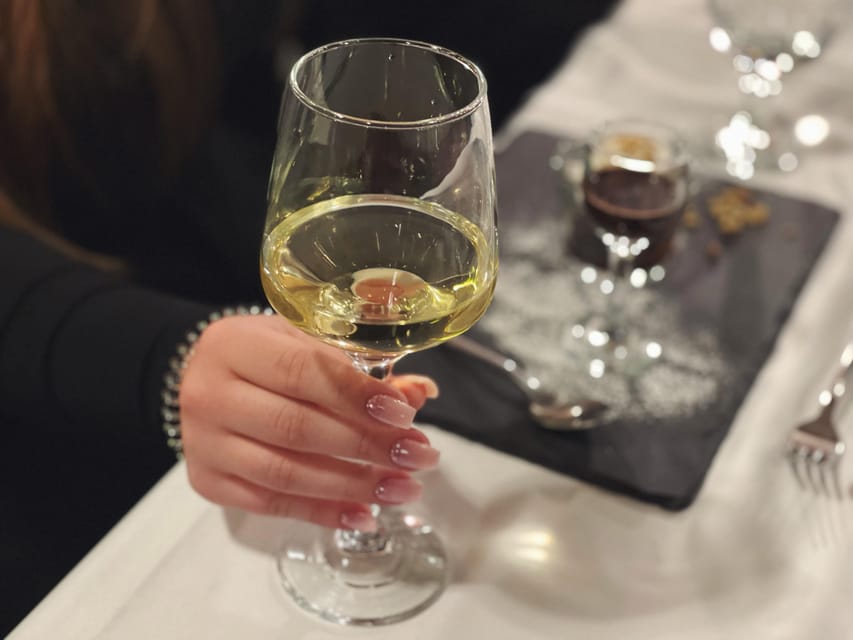 Budapest: Wine & Dine Cruise on the Danube - Margaret Bridge and the return to the center
