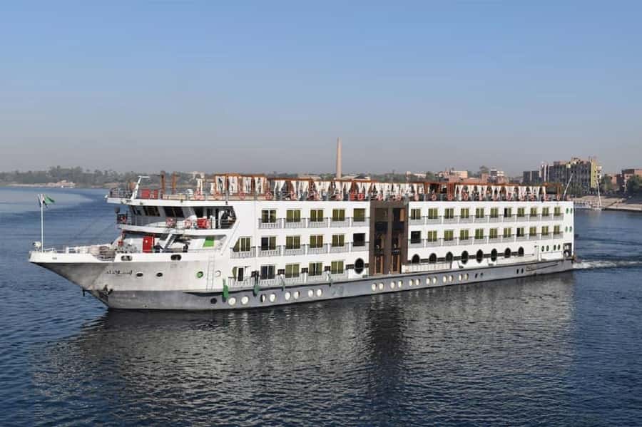 Cairo: 6-Day Egypt Tour with Flights and Nile Cruise - Who should book this Egypt tour?