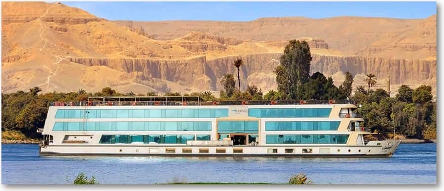 Cairo: 6-Day Egypt Tour with Flights and Nile Cruise - Day 3: Flight to Luxor and the first Nile views