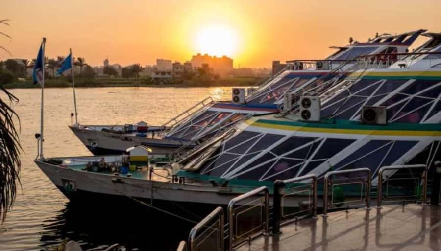 Cairo : Cairo Nile Dinner Cruise and Show - Pickup, transfers, and the practical side
