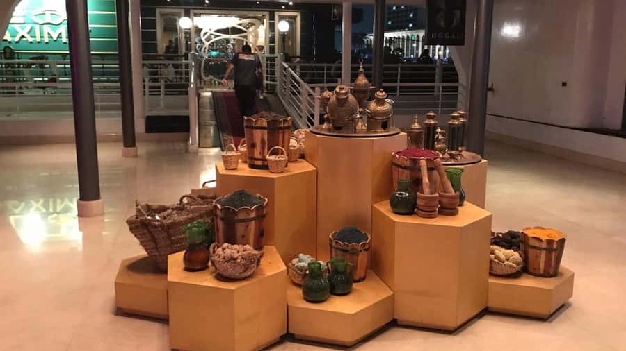 Cairo: Nile Maxim Luxurious Dinner Cruise with Dance Show - Should You Book the Nile Maxim Dinner Cruise?