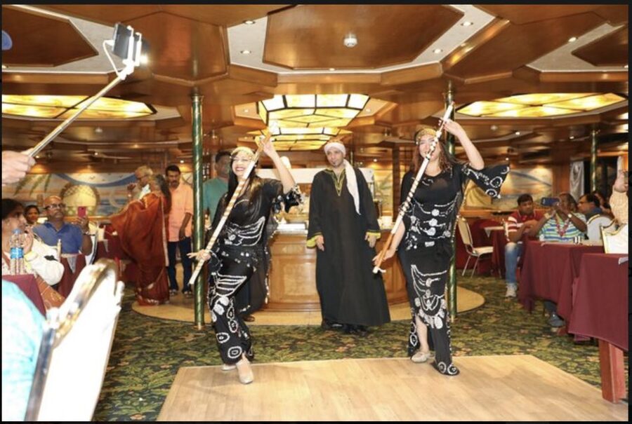 Cairo: Nile River Dinner Cruise with Belly Dance and Tanoura - Service, timing, and small points that matter