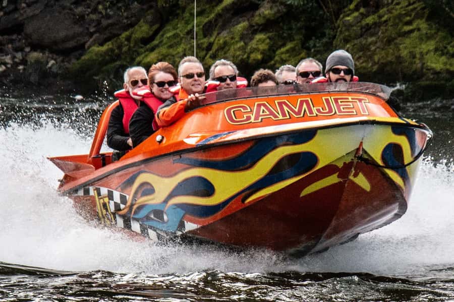 Cambridge: Waikato River 45-Minute Extreme Jet Boat Ride - From the boat ramp to Cambridge Gorge