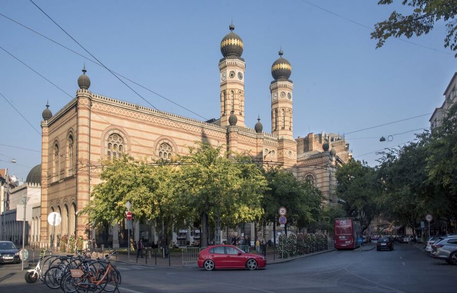 Castle District & Pest Driving Tour with Danube River Cruise - Walking through Buda’s Castle District